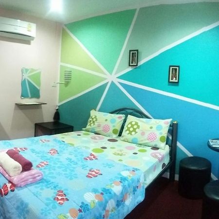Adrian View Resort Ko Sichang Exterior foto